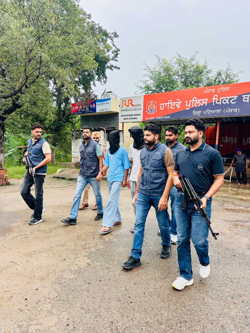 ਫਾਜ਼ਿਲਕਾ ਕਤਲ ਕੇਸ ਵਿੱਚ ਲੋੜੀਂਦੇ ਲਾਰੈਂਸ ਬਿਸ਼ਨੋਈ ਗੈਂਗ ਦੇ ਦੋ ਕਾਰਕੁਨ ਗ੍ਰਿਫ਼ਤਾਰ; ਗਲੌਕ ਬਰਾਮਦ