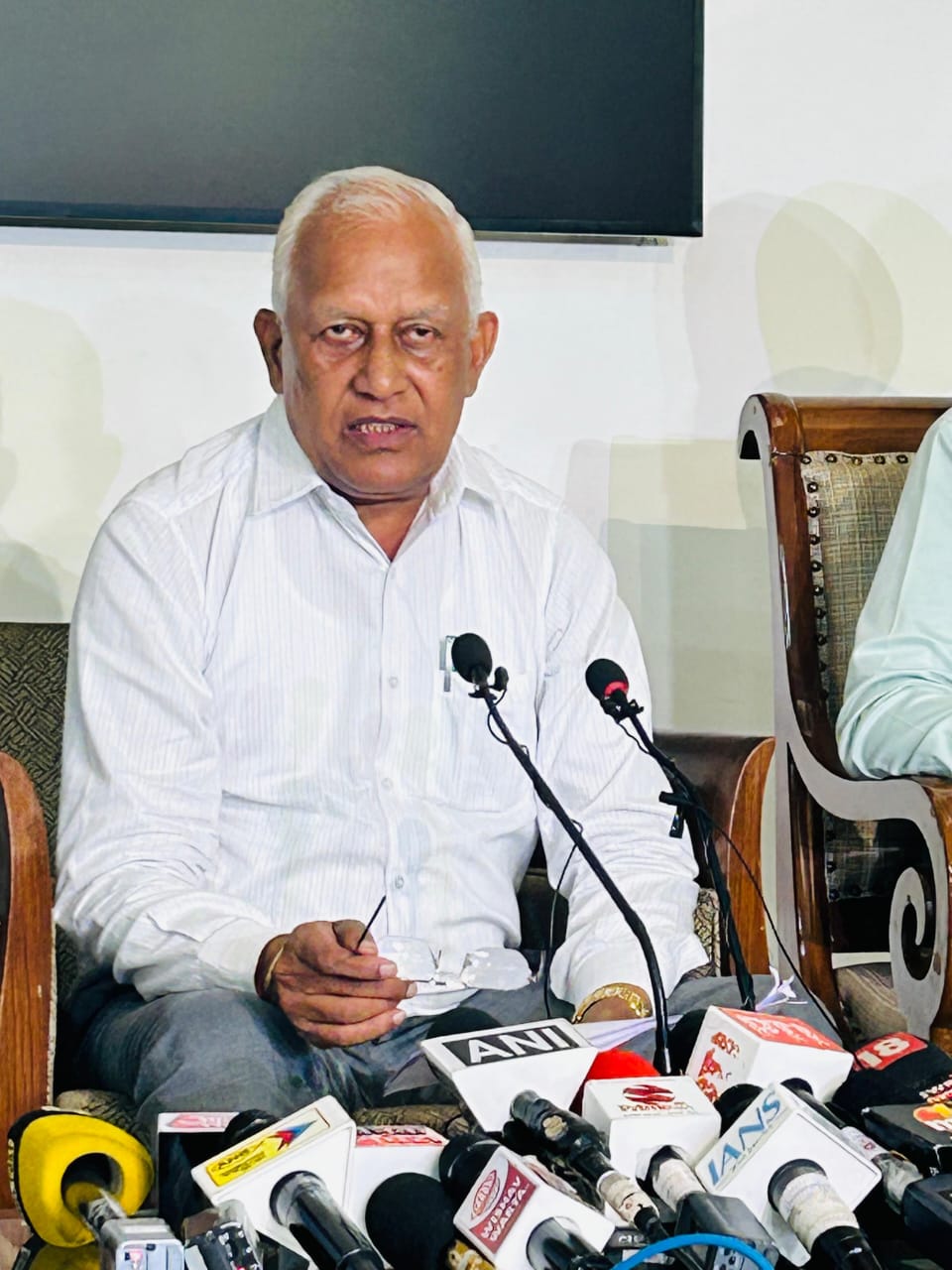 ਬਰਿੰਦਰ ਕੁਮਾਰ ਗੋਇਲ ਨੇ ਪ੍ਰਭਾਵਿਤ ਜ਼ਿਲ੍ਹਿਆਂ ਵਿੱਚ ਹੜ੍ਹਾਂ ਦੀ ਸਥਿਤੀ ਦਾ ਲਿਆ ਜਾਇਜ਼ਾ, ਡਿਪਟੀ ਕਮਿਸ਼ਨਰਾਂ ਨਾਲ ਕੀਤੀ ਗੱਲਬਾਤ