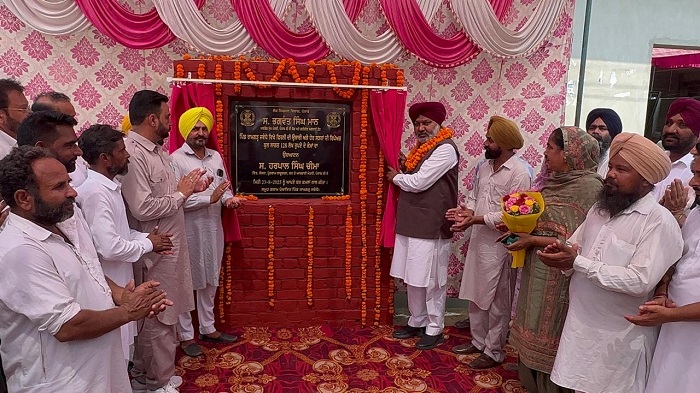 ਕੈਬਨਿਟ ਮੰਤਰੀ ਹਰਪਾਲ ਸਿੰਘ ਚੀਮਾ ਨੇ ਪਿੰਡ ਰਾਮਗੜ੍ਹ ਜਵੰਧਾ ਵਿਖੇ ਕਰੀਬ 04.38 ਕਰੋੜ ਰੁਪਏ ਦੀ ਲਾਗਤ ਵਾਲੇ ਵਿਕਾਸ ਕਾਰਜਾਂ ਦੇ ਕੰਮ ਸ਼ੁਰੂ ਕਰਵਾਏ