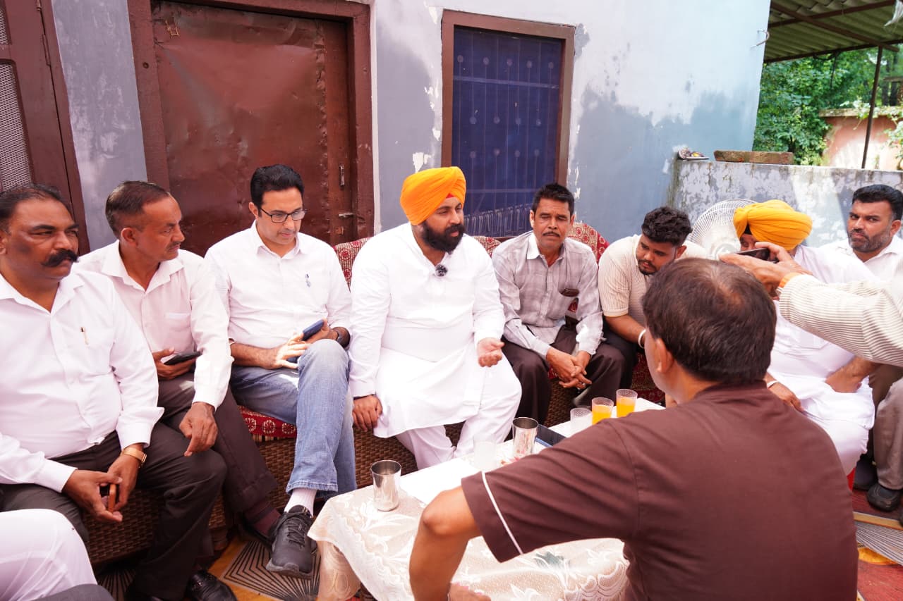 ਪੰਜਾਬ ਸਰਕਾਰ ਦੇ ਯਤਨਾਂ ਨਾਲ ਹੜ੍ਹ ਪ੍ਰਭਾਵਿਤ ਖੇਤਰਾਂ ਵਿੱਚ ਲੀਹ ‘ਤੇ ਪੈਣ ਲੱਗੀ ਜ਼ਿੰਦਗੀ