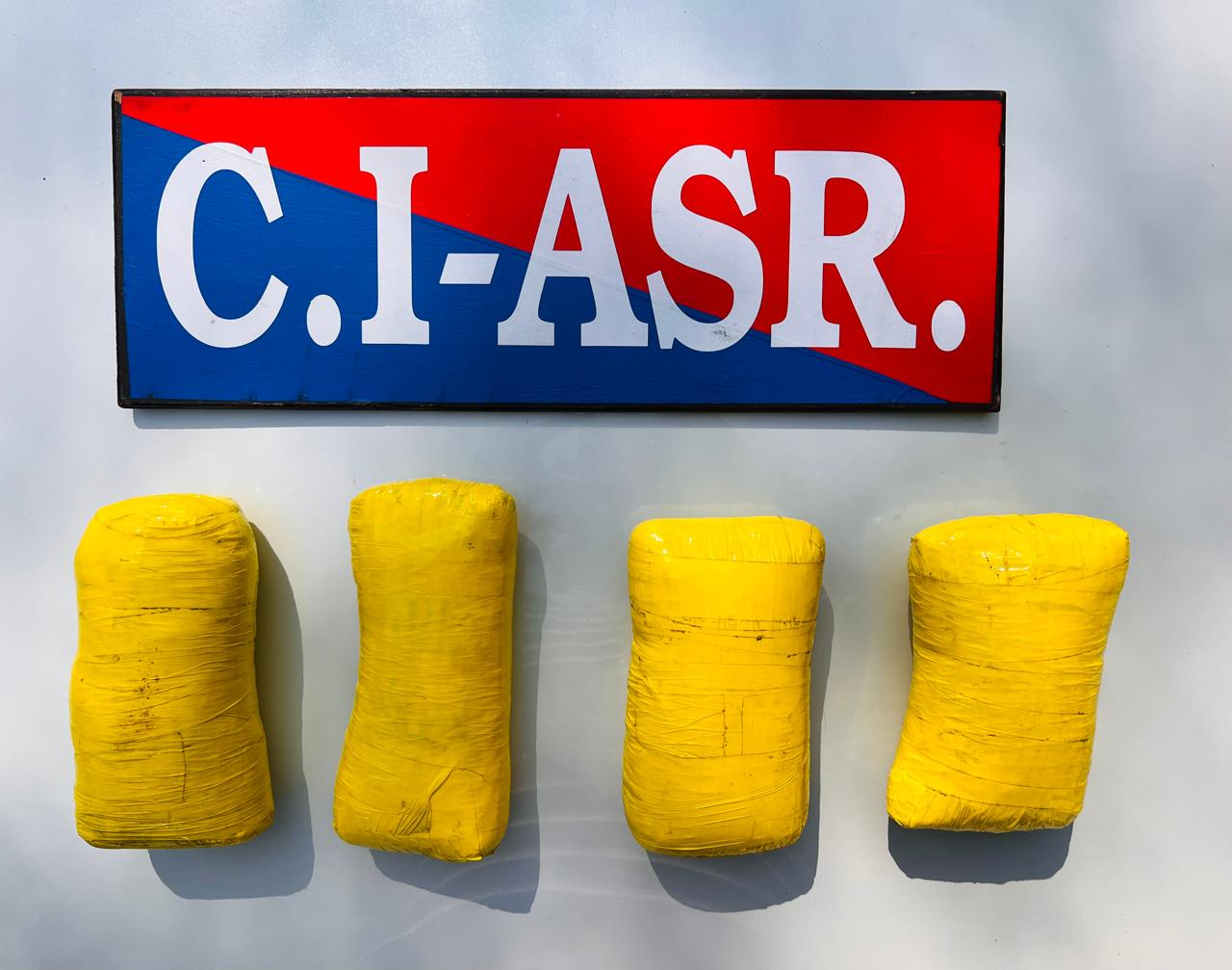 ਸਰਹੱਦ ਪਾਰੋਂ ਤਸਕਰੀ ‘ਚ ਸ਼ਾਮਲ ਦੋ ਵਿਅਕਤੀ 4 ਕਿਲੋ ਹੈਰੋਇਨ ਸਮੇਤ ਅੰਮ੍ਰਿਤਸਰ ਤੋਂ ਕਾਬੂ