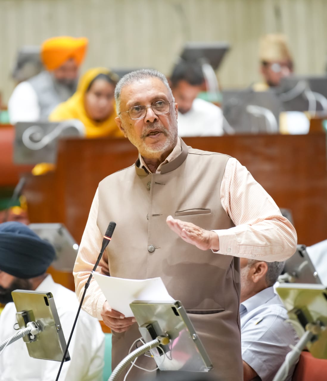 ਡਾ. ਬਲਬੀਰ ਸਿੰਘ ਵੱਲੋਂ ਸਿਆਸੀ ਪਾਰਟੀਆਂ ਨੂੰ ਪਾਰਟੀਬਾਜ਼ੀ ਤੋਂ ਉੱਪਰ ਉੱਠ ਕੇ ਕੇਂਦਰ ਸਰਕਾਰ ਤੋਂ ਪੰਜਾਬ ਦਾ ਹੱਕ ਲੈਣ ਲਈ ਸਮੂਹਿਕ ਆਵਾਜ਼ ਬੁਲੰਦ ਕਰਨ ਦੀ ਅਪੀਲ