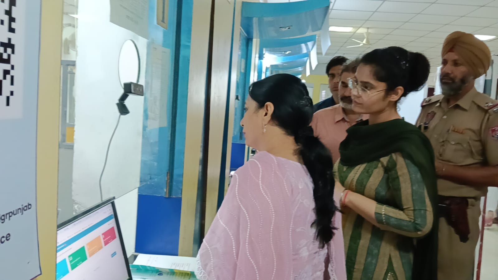 ਡਿਪਟੀ ਕਮਿਸ਼ਨਰ ਵੱਲੋਂ ਬੁਢਲਾਡਾ ਤਹਿਸੀਲ ਅਤੇ ਸੇਵਾ ਕੇਂਦਰ ਦਾ ਨਿਰੀਖਣ