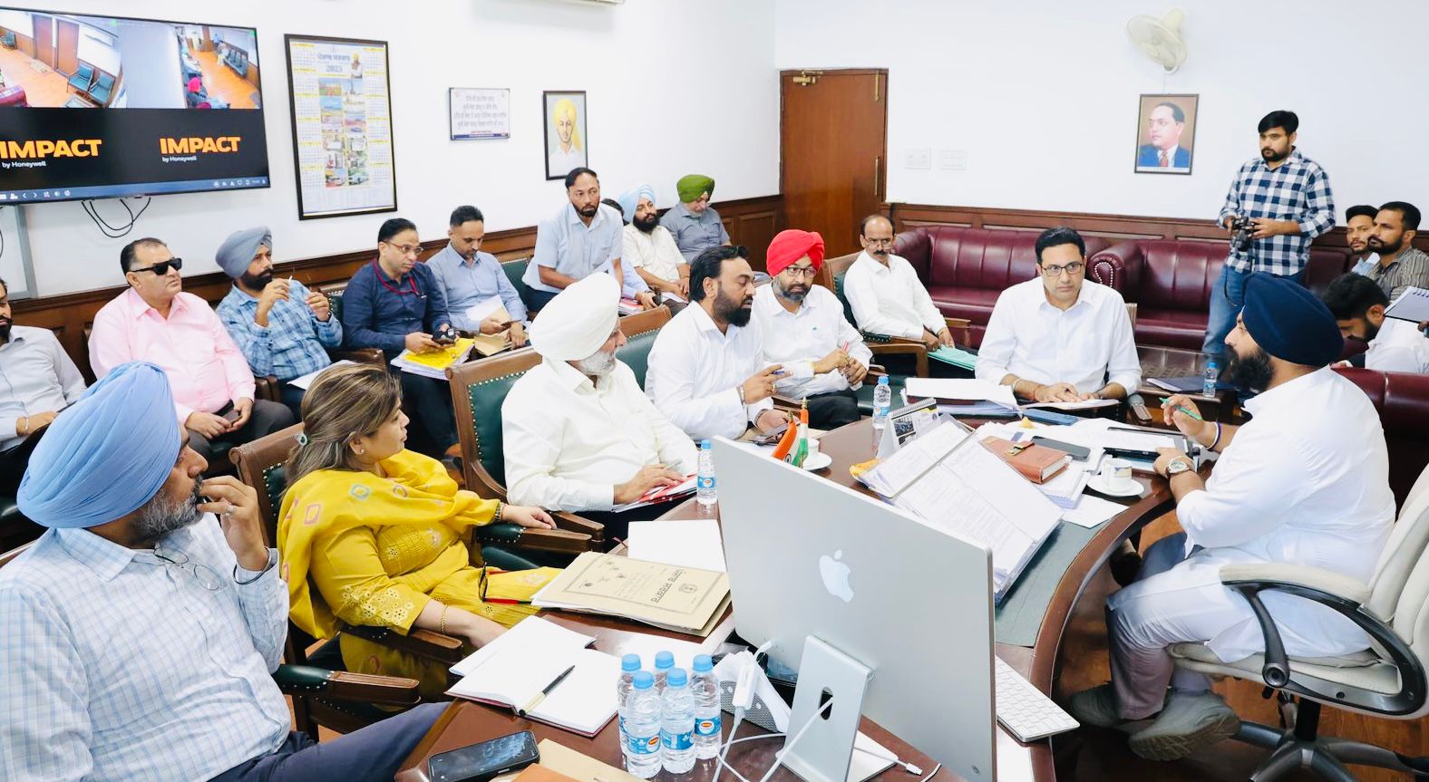 ਸ੍ਰੀ ਗੁਰੂ ਤੇਗ਼ ਬਹਾਦਰ ਜੀ ਦਾ 350ਵਾਂ ਸ਼ਹੀਦੀ ਦਿਵਸ: ਹਰਜੋਤ ਸਿੰਘ ਬੈਂਸ ਵੱਲੋਂ ਸ੍ਰੀ ਅਨੰਦਪੁਰ ਸਾਹਿਬ ਨੂੰ ਆਵਾਜਾਈ ਸੁਚਾਰੂ ਬਣਾਉਣ ਲਈ ਸੜਕਾਂ ਅਪਗ੍ਰੇਡ ਕਰਨ ਦੇ ਹੁਕਮ