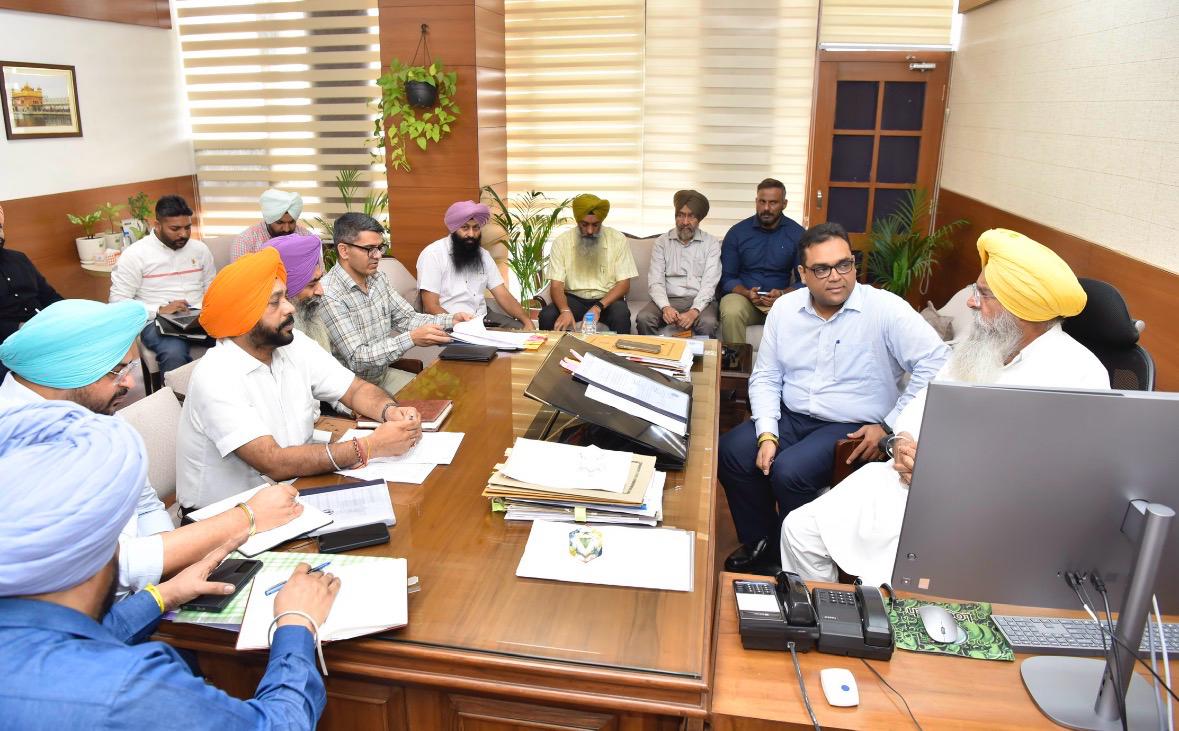 ਪੰਜਾਬ ਸਰਕਾਰ ਨੇ ਝੋਨੇ ਦੀ ਅੰਤਰ-ਰਾਜੀ ਗ਼ੈਰ-ਕਾਨੂੰਨੀ ਢੋਆ-ਢੁਆਈ ‘ਤੇ ਕੱਸਿਆ ਸ਼ਿਕੰਜਾ; ਕੋਟਕਪੂਰਾ ਦੇ ਸ਼ੈੱਲਰ ਮਾਲਕ ਸਮੇਤ 6 ਵਿਅਕਤੀਆਂ ਖ਼ਿਲਾਫ਼ ਐਫ.ਆਈ.ਆਰ. ਦਰਜ