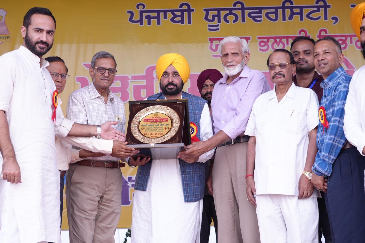 ਵਿਰੋਧੀ ਪਾਰਟੀਆਂ ਲੋਕਾਂ ਅਤੇ ਸੂਬੇ ਦੀ ਸੇਵਾ ਦੀ ਬਜਾਏ ਬਦਲਾਖ਼ੋਰੀ ਦੇ ਉਦੇਸ਼ ਨਾਲ ਸੱਤਾ ਵਿੱਚ ਆਉਣਾ ਚਾਹੁੰਦੀਆਂ: ਮੁੱਖ ਮੰਤਰੀ