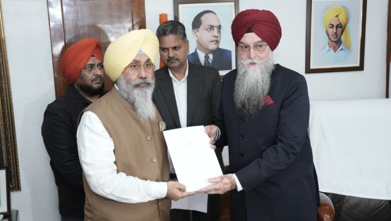 ਪੰਜਾਬ ਵਿਧਾਨ ਸਭਾ ਸਪੀਕਰ ਨੇ ਨਵੇਂ ਚੁਣੇ ਵਿਧਾਇਕ ਹਰਮੀਤ ਸਿੰਘ ਸੰਧੂ ਨੂੰ ਸਹੁੰ ਚੁਕਾਈ