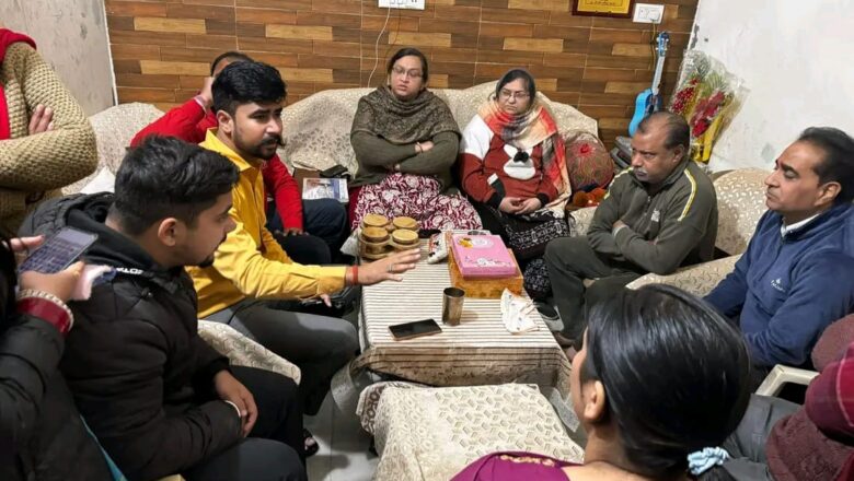 ਵਿਧਾਇਕ ਸ਼ੈਰੀ ਕਲਸੀ ਦੀ ਅਗਵਾਈ ਵਿੱਚ ਸ਼ਹਿਰ ਵਾਸੀਆਂ ਦੀਆਂ ਮੁਸ਼ਕਿਲਾਂ ਕੀਤੀਆਂ ਜਾ ਰਹੀਆਂ ਨੇ ਹੱਲ- ਚੇਅਰਮੈਨ ਮਾਨਿਕ ਮਹਿਤਾ