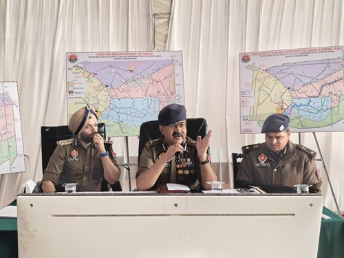 ਸ਼ਹੀਦੀ ਸਭਾ: ਫਤਹਿਗੜ੍ਹ ਸਾਹਿਬ ਵਿੱਚ ਮੱਥਾ ਟੇਕਣ ਲਈ ਆਉਣ ਵਾਲੀਆਂ ਸੰਗਤਾਂ ਦੀ ਸਹੂਲਤ ਲਈ 3400 ਪੁਲਿਸ ਕਰਮੀਆਂ, 22 ਪਾਰਕਿੰਗ ਸਥਾਨ, ਸ਼ਟਲ ਬੱਸਾਂ