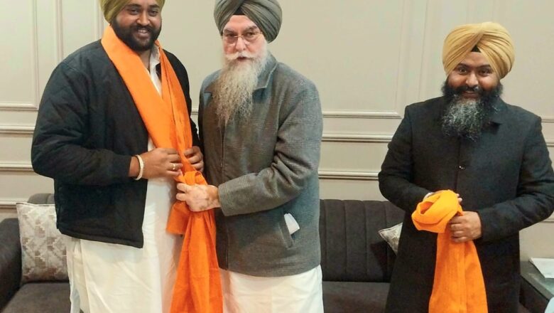 ਸਪੀਕਰ ਸੰਧਵਾਂ ਵੱਲੋਂ ਪਿੰਡ ਸੰਧਵਾਂ ਵਿਖੇ ਆਮ ਆਦਮੀ ਪਾਰਟੀ ਯੂਥ ਵਿੰਗ ਦੇ ਬਲਾਕ ਪ੍ਰਧਾਨਾਂ ਨਾਲ ਮੀਟਿੰਗ