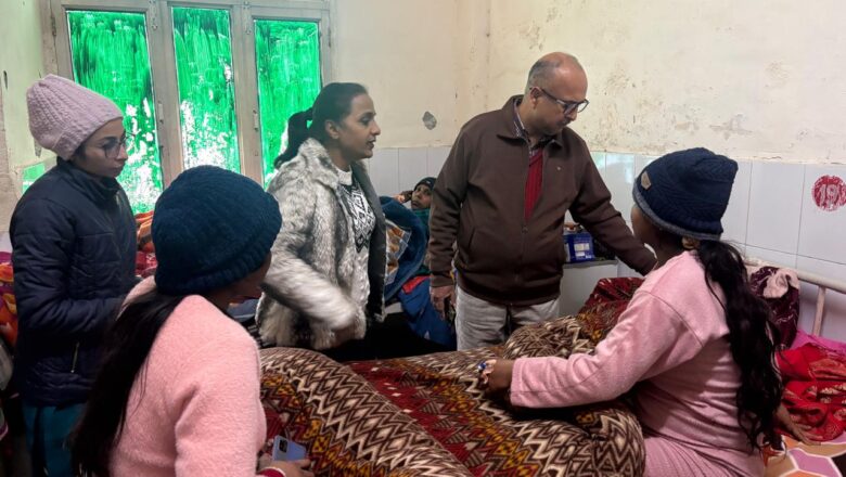 ਸਿਵਲ ਸਰਜਨ ਵੱਲੋਂ ਅਚਨਚੇਤ ਚੈਕਿੰਗ ਦੌਰਾਨ ਗੈਰ ਹਾਜ਼ਰ ਸਟਾਫ ਨੂੰ ਕੀਤੀ ਗਈ ਸਖ਼ਤ ਤਾੜਨਾ