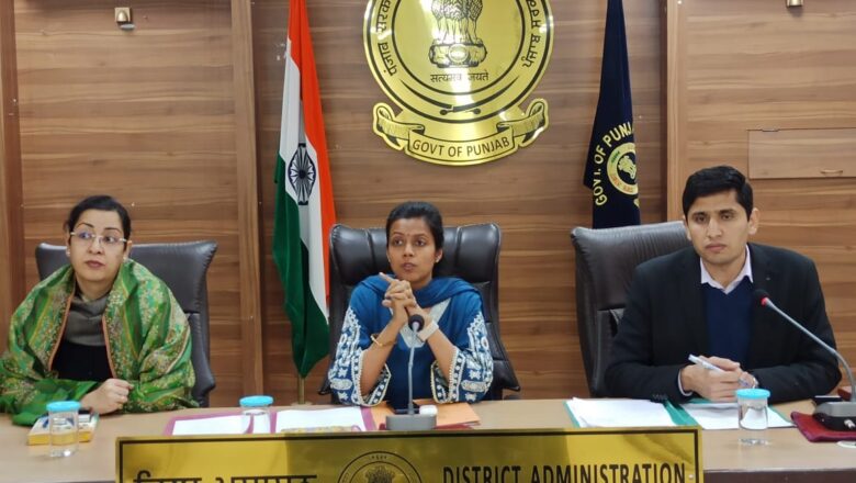 ਨੇਚਰ ਫੈਸਟ ਪ੍ਰਬੰਧਾਂ ਨੂੰ ਲੈ ਕੇ ਡਿਪਟੀ ਕਮਿਸ਼ਨਰ ਆਸ਼ਿਕਾ ਜੈਨ ਨੇ ਕੀਤੀ ਸਮੀਖਿਆ ਮੀਟਿੰਗ