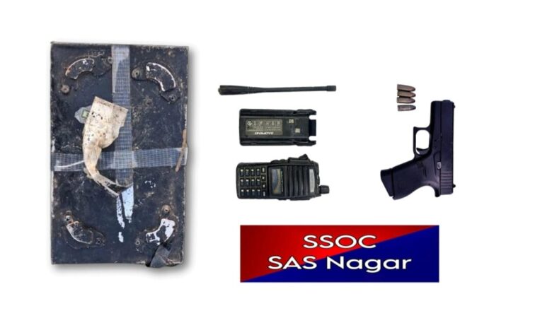 ਪੰਜਾਬ ਪੁਲਿਸ ਨੇ ਸੂਬੇ ਵਿੱਚ ਵੱਡੀ ਅੱਤਵਾਦੀ ਸਾਜ਼ਿਸ਼ ਨੂੰ ਕੀਤਾ ਨਾਕਾਮ; ਆਰਡੀਐਕਸ-ਅਧਾਰਤ ਆਈਈਡੀ, ਗਲੌਕ ਪਿਸਤੌਲ ਸਮੇਤ ਦੋ ਕਾਰਕੁਨ ਕਾਬੂ