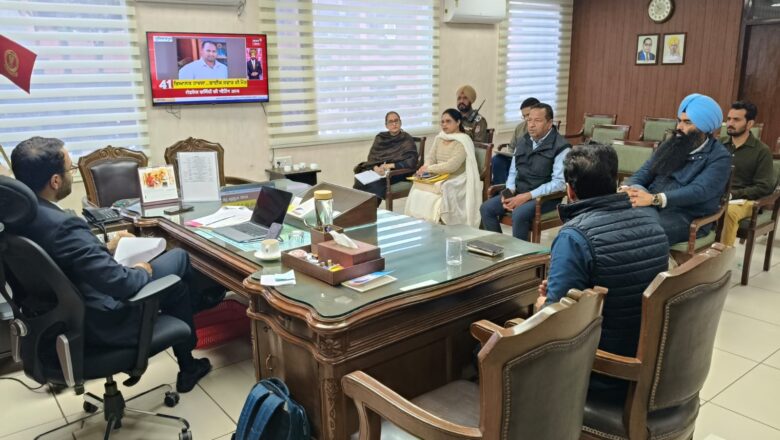 ਜ਼ਿਲ੍ਹਾ ਪ੍ਰਸ਼ਾਸਨ ਸਹੂਲਤਾਂ ਮੁਹਈਆ ਕਰਾਉਣ ਲਈ ਵਚਨਬੱਧ, ਲੋਕ ਵੀ ਦੇਣ ਸਹਿਯੋਗ: ਹਰਪ੍ਰੀਤ ਸਿੰਘ