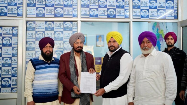 ਵਿਧਾਇਕ ਬੁੱਧ ਰਾਮ ਨੇ ਸਰਬ-ਸੰਮਤੀ ਨਾਲ ਚੁਣੀਆਂ ਗਈਆਂ ਪੰਚਾਇਤਾਂ ਨੂੰ ਪੰਜ- ਪੰਜ ਲੱਖ ਦੀ ਗਰਾਂਟ ਦੇ ਸੈਂਕਸ਼ਨ ਪੱਤਰ ਸੌਂਪੇ