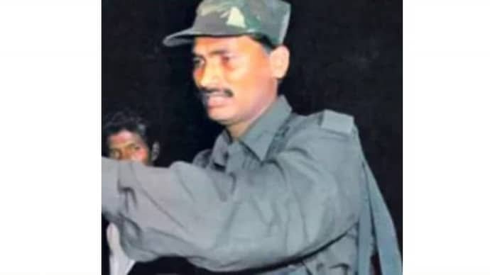 ਰੇਡ ਕੋਰੀਡੋਰ ਉੱਤੇ ਡੁੱਬਦਾ ਸੂਰਜ