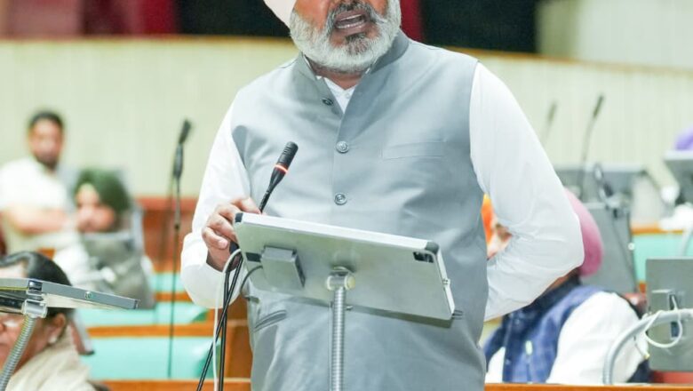 ਭਾਰਤ ਦੇ ਹਿੱਤਾਂ ਦੀ ਰਾਖੀ ਕਰਨ ਲਈ ਮੋਦੀ ਸਰਕਾਰ ਕੋਲ ਹਿੰਮਤ ਨਹੀਂ, ਵਿਦੇਸ਼ੀ ਤਾਕਤਾਂ ਸਾਡੀ ‘ਕਮਜ਼ੋਰ’ ਵਿਦੇਸ਼ ਨੀਤੀ ਨੂੰ ਸ਼ਰੇਆਮ ਡਰਾਉਂਦੀਆਂ ਹਨ: ਹਰਪਾਲ ਸਿੰਘ ਚੀਮਾ