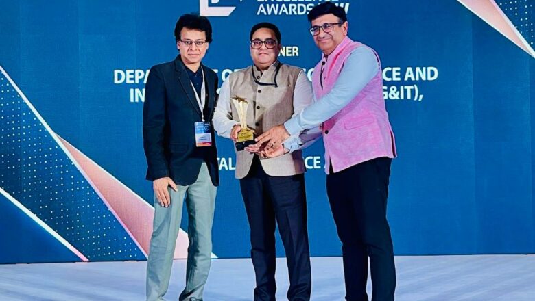 ਪੰਜਾਬ ਸਰਕਾਰ ਜਨਤਕ ਸੇਵਾਵਾਂ ਵਿੱਚ ਪਾਰਦਰਸ਼ਤਾ,  ਕੁਸ਼ਲਤਾ ਤੇ ਨਿਰਵਿਘਨ ਡਿਲੀਵਰੀ ਨੂੰ ਯਕੀਨੀ ਬਣਾਉਣ ਲਈ ਕਰ ਰਹੀ ਹੈ ਤਕਨਾਲੋਜੀ ਦੀ ਵਰਤੋਂ: ਅਮਨ ਅਰੋੜਾ