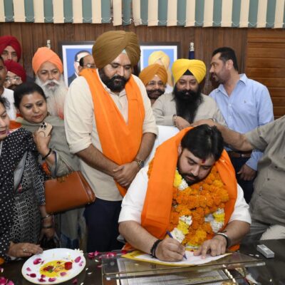 ਗਗਨਦੀਪ ਸਿੰਘ ਕਾਕੂ ਆਹਲੂਵਾਲੀਆ ਨੇ ਖਾਦੀ ਬੋਰਡ ਦੇ  ਚੇਅਰਮੈਨ  ਦਾ ਅਹੁਦਾ ਸੰਭਾਲਿਆ