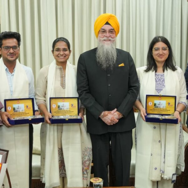 ਸਪੀਕਰ ਵੱਲੋਂ ਪੰਜਾਬ ਵਿਧਾਨ ਸਭਾ ਹਾਲ ਵਿੱਚ ਮੌਜੂਦਾ ਵਿਧਾਇਕਾਂ ਦੀਆਂ ਲਗਾਈਆਂ ਫੋਟੋਆਂ ਦਾ ਉਦਘਾਟਨ