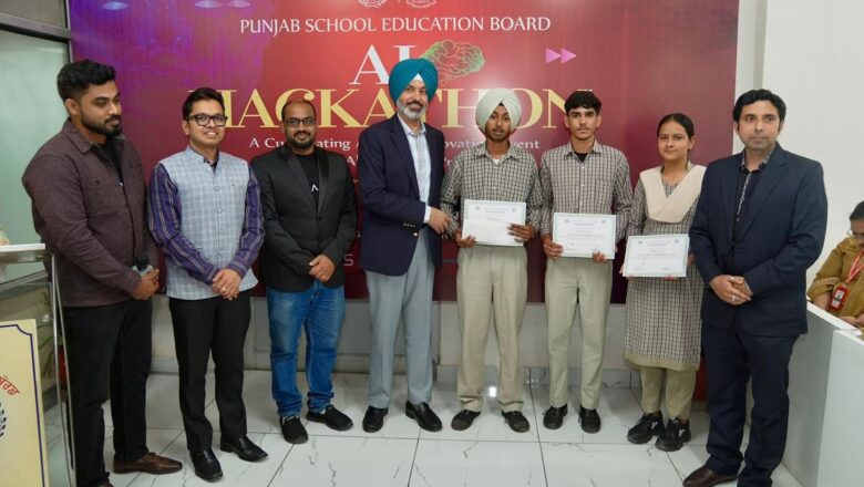 ਮਾਨ ਸਰਕਾਰ ਨੇ ਪੰਜਾਬ ਦੇ ਕਲਾਸਰੂਮਾਂ ਨੂੰ ਭਵਿੱਖਮੁਖੀ ਬਣਾਇਆ, ਏਆਈ ਹੈਕਾਥੌਨ ਦੌਰਾਨ 1000 ਤੋਂ ਵੱਧ ਸਰਕਾਰੀ ਸਕੂਲਾਂ ਦੇ ਵਿਦਿਆਰਥੀਆਂ ਨੂੰ ਅਤਿ-ਆਧੁਨਿਕ ਤਕਨਾਲੋਜੀ ਦੀ ਸਿਖਲਾਈ