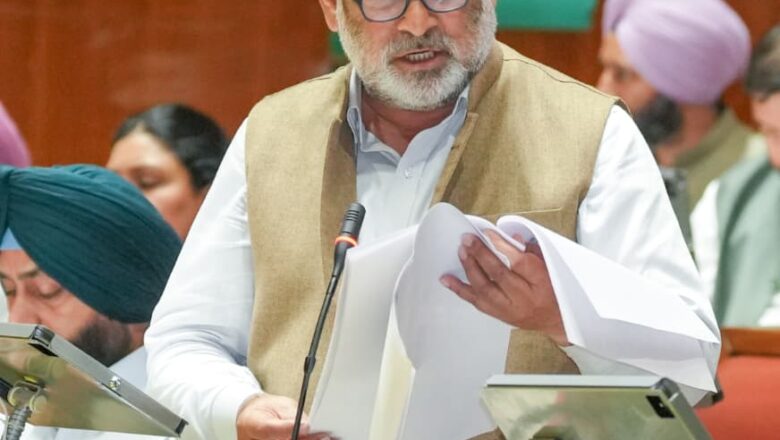 ਕੇਂਦਰ ਦੀ ਅਸਫ਼ਲ ਵਿਦੇਸ਼ ਨੀਤੀ ਬਾਰੇ ਪੰਜਾਬ ਵਿਧਾਨ ਸਭਾ ਵਿੱਚ ਮਤਾ ਪੇਸ਼; ਮਤੇ ‘ਤੇ ਕੱਲ੍ਹ ਹੋਵੇਗੀ ਵਿਸਥਾਰ ਸਹਿਤ ਚਰਚਾ