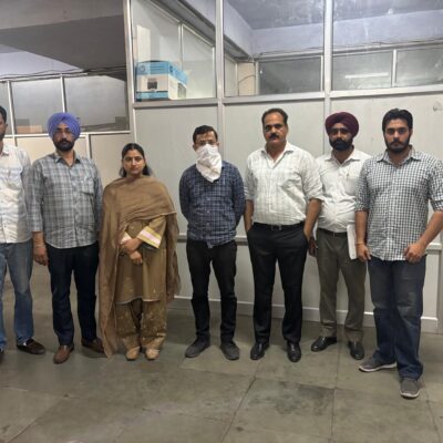 ਵਿਜੀਲੈਂਸ ਬਿਊਰੋ ਵੱਲੋਂ 1,00,000 ਰੁਪਏ ਰਿਸ਼ਵਤ ਲੈਂਦਾ ਡਰੱਗ ਇੰਸਪੈਕਟਰ ਰੰਗੇ ਹੱਥੀਂ ਕਾਬੂ