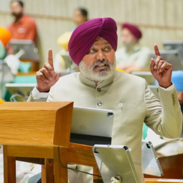 ਪੰਜਾਬ ਦੀ ‘ਆਪ’ ਸਰਕਾਰ ਨੇ ਬਜਟ ਵਿੱਚ ਅਰਵਿੰਦ ਕੇਜਰੀਵਾਲ ਅਤੇ ਭਗਵੰਤ ਮਾਨ ਵੱਲੋਂ ਕੀਤੇ ਸਭ ਤੋਂ ਵੱਡੇ ਚੋਣ ਵਾਅਦੇ ਨੂੰ ਪੁਗਾਇਆ