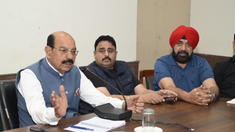 ਕੈਬਨਿਟ ਮੰਤਰੀ ਮੋਹਿੰਦਰ ਭਗਤ ਵੱਲੋਂ ਪੁਲਿਸ ਨੂੰ ‘ਯੁੱਧ ਨਸ਼ਿਆਂ ਵਿਰੁੱਧ’ ਤਹਿਤ ਨਸ਼ਾ ਵਿਰੋਧੀ ਕਾਰਵਾਈ ਤੇਜ਼ ਕਰਨ ਦੇ ਨਿਰਦੇਸ਼