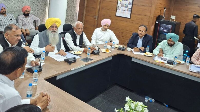 ਪੰਜਾਬ ਦੇ ਆੜ੍ਹਤੀਆਂ ਨੇ ਵਾਪਸ ਲਈ ਹੜਤਾਲ, ਕਣਕ ਦੀ ਖ਼ਰੀਦ ਮੁੜ ਸ਼ੁਰੂ