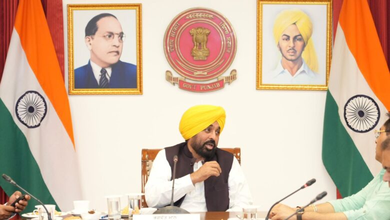 ਭਗਵੰਤ ਮਾਨ ਸਰਕਾਰ ਕਿਰਤੀ ਵਰਗ ਦੇ ਸਨਮਾਨ ਵਿੱਚ ਇਕ ਮਈ ਨੂੰ ਵਿਧਾਨ ਸਭਾ ਦਾ ਵਿਸ਼ੇਸ਼ ਇਜਲਾਸ ਬੁਲਾਏਗੀ: ਮੁੱਖ ਮੰਤਰੀ ਭਗਵੰਤ ਸਿੰਘ ਮਾਨ