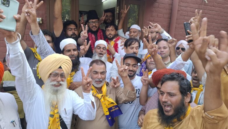 ਆਮ ਆਦਮੀ ਪਾਰਟੀ ਦੀ ਇਤਿਹਾਸਕ ਜਿੱਤ ਵਰਕਰਾਂ ਅਤੇ ਵਲੰਟੀਅਰਾਂ ਦੀ ਦਿਨ-ਰਾਤ ਦੀ ਮਿਹਨਤ ਦਾ ਨਤੀਜਾ-ਡਾ ਜਮੀਲ ਉਰ ਰਹਿਮਾਨ