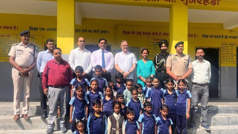 राज्यपाल ने कांगड़ा जिला के गुजरेडा में राजकीय प्राथमिक पाठशाला का दौरा किया