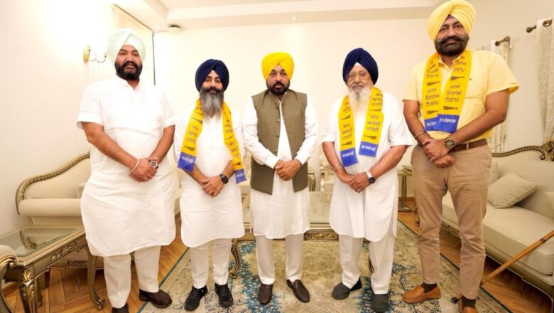 ਸਾਬਕਾ ਰਾਜ ਸਭਾ ਮੈਂਬਰ ਰਾਜਮਹਿੰਦਰ ਸਿੰਘ ਮਜੀਠਾ ਸਾਥੀਆਂ ਸਮੇਤ ‘ਆਪ’ ਵਿੱਚ ਹੋਏ ਸ਼ਾਮਲ
