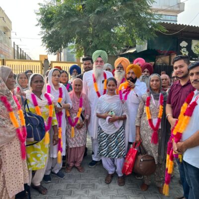 ਸਪੀਕਰ ਵੱਲੋਂ  ਕੋਟਕਪੂਰਾ ਦੇ ਵਾਰਡ ਨੰ. 9 ਅਤੇ 10 ਤੋਂ ਮੁੱਖ ਮੰਤਰੀ ਤੀਰਥ ਯਾਤਰਾ ਯੋਜਨਾ ਤਹਿਤ ਦੋ ਬੱਸਾਂ ਰਵਾਨਾ