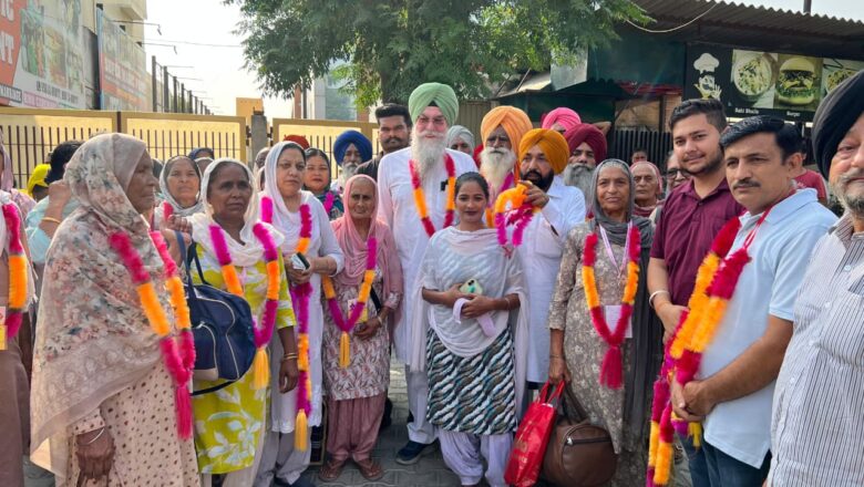 ਸਪੀਕਰ ਵੱਲੋਂ  ਕੋਟਕਪੂਰਾ ਦੇ ਵਾਰਡ ਨੰ. 9 ਅਤੇ 10 ਤੋਂ ਮੁੱਖ ਮੰਤਰੀ ਤੀਰਥ ਯਾਤਰਾ ਯੋਜਨਾ ਤਹਿਤ ਦੋ ਬੱਸਾਂ ਰਵਾਨਾ
