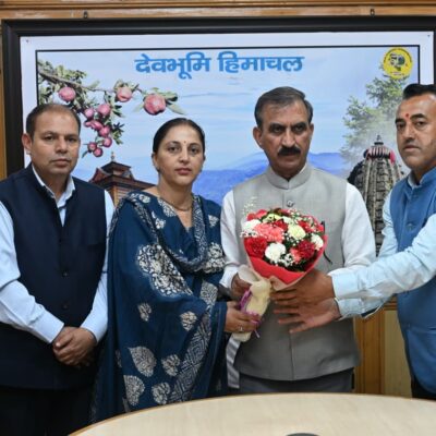 चौपाल क्षेत्र के प्रतिनिधिमंडल ने मुख्यमंत्री से भेंट की
