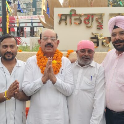 ਕੈਬਨਿਟ ਮੰਤਰੀ ਮੋਹਿੰਦਰ ਭਗਤ ਵੱਲੋਂ ਪ੍ਰਕਾਸ਼ ਉਤਸਵ ਤੋਂ ਪਹਿਲਾਂ ਜਲੰਧਰ ’ਚ ਸਤਿਗੁਰੂ ਕਬੀਰ ਚੌਕ ਦਾ ਉਦਘਾਟਨ