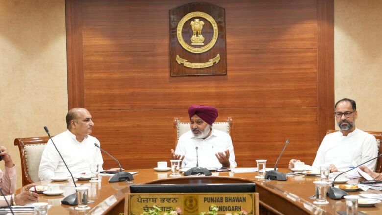 ਭਗਵੰਤ ਮਾਨ ਸਰਕਾਰ ਨੇ ਕੇਂਦਰ ਨੂੰ ਮੁੜ ਲਿਖਿਆ ਪੱਤਰ; 650ਵੇਂ ਪ੍ਰਕਾਸ਼ ਪੁਰਬ ਤੋਂ ਪਹਿਲਾਂ ਸ਼ਰਧਾਲੂਆਂ ਦੇ ਸ੍ਰੀ ਗੁਰੂ ਰਵਿਦਾਸ ਜੀ ਮਹਾਰਾਜ ਦੇ ਜਨਮ ਅਸਥਾਨ ਦੇ ਦਰਸ਼ਨਾਂ ਲਈ ਵਿਸ਼ੇਸ਼ ਰੇਲ ਗੱਡੀਆਂ ਚਲਾਉਣ ਦੀ ਮੰਗ: ਹਰਪਾਲ ਸਿੰਘ ਚੀਮਾ
