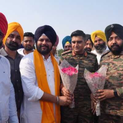 ਫਿਰੋਜ਼ਪੁਰ ਤੋਂ ਲੇਹ-ਲੱਦਾਖ ਲਈ ਰਵਾਨਾ ਹੋ ਰਹੀ 21 ਸਿੱਖ ਰੈਜੀਮੈਂਟ  ਦਾ ਵਿਧਾਇਕ ਲਾਲਪੁਰਾ ਵੱਲੋਂ ਨਿੱਘਾ ਸਵਾਗਤ