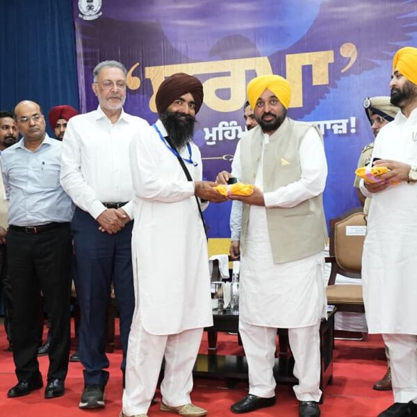 ਨਸ਼ਾ ਮੁਕਤ ਸੂਬਾ ਬਣਨ ਵੱਲ ਵਧ ਰਿਹਾ ਪੰਜਾਬ, ਮੁੱਖ ਮੰਤਰੀ ਭਗਵੰਤ ਸਿੰਘ ਮਾਨ ਨੇ ਨਸ਼ਾ ਛੱਡ ਚੁੱਕੇ ਨੌਜਵਾਨਾਂ ਨੂੰ ‘ਸੂਰਮੇ’ ਵਜੋਂ ਕੀਤਾ ਸਨਮਾਨਿਤ