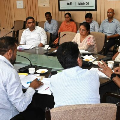 उपायुक्त ने की जिला स्तरीय नदी निगरानी समिति की बैठक की अध्यक्षता