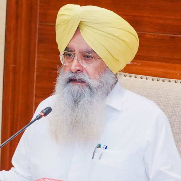 ਪੰਜਾਬ ਵਿੱਚ ਗਲ਼ਘੋਟੂ ਤੋਂ ਬਚਾਅ ਲਈ 57.7 ਲੱਖ ਤੋਂ ਵੱਧ ਪਸ਼ੂ-ਧਨ ਦਾ ਕੀਤਾ ਜਾਵੇਗਾ ਟੀਕਾਕਰਨ: ਗੁਰਮੀਤ ਸਿੰਘ ਖੁੱਡੀਆਂ