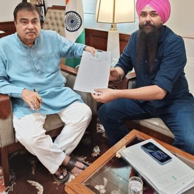 ਆਪ ਐਮਪੀ ਮਾਲਵਿੰਦਰ ਸਿੰਘ ਕੰਗ ਨੇ ਕੇਂਦਰੀ ਮੰਤਰੀ ਨਿਤਿਨ ਗਡਕਰੀ ਨਾਲ ਕੀਤੀ ਮੁਲਾਕਾਤ