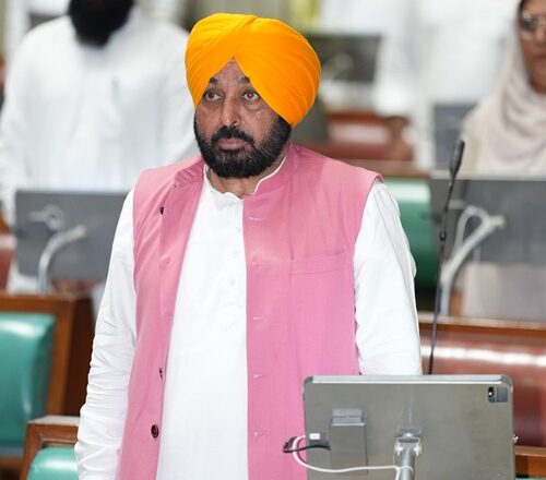 ਮੁੱਖ ਮੰਤਰੀ ਭਗਵੰਤ ਸਿੰਘ ਮਾਨ ਦੀ ਅਗਵਾਈ ਹੇਠ ਪੰਜਾਬ ਵਿਧਾਨ ਸਭਾ ਵਿੱਚ ਵਿਛੜੀਆਂ ਰੂਹਾਂ ਨੂੰ ਭੇਟ ਕੀਤੀ ਸ਼ਰਧਾਂਜਲੀ