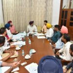 ਵਿੱਤ ਮੰਤਰੀ ਹਰਪਾਲ ਸਿੰਘ ਚੀਮਾ ਵੱਲੋਂ ਉੱਚ ਪੱਧਰੀ ਮੀਟਿੰਗਾਂ ਦੌਰਾਨ ਪੀ.ਐੱਸ.ਪੀ.ਸੀ.ਐੱਲ. ਮੁਲਾਜ਼ਮਾਂ ਦੀਆਂ ਮੰਗਾਂ ਦੀ ਸਮੀਖਿਆ; ਜਾਇਜ਼ ਮੰਗਾਂ ਨੂੰ ਪਹਿਲ ਦੇ ਆਧਾਰ ’ਤੇ ਹੱਲ ਕਰਨ ਦੇ ਦਿੱਤੇ ਨਿਰਦੇਸ਼